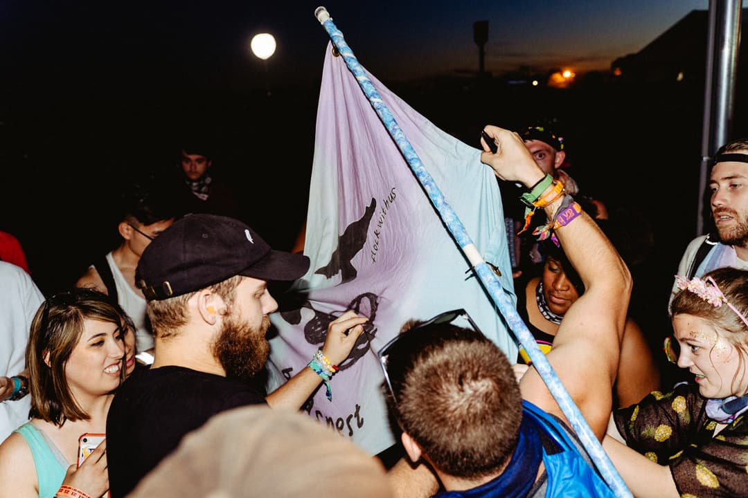 prettiest birdsnest flag